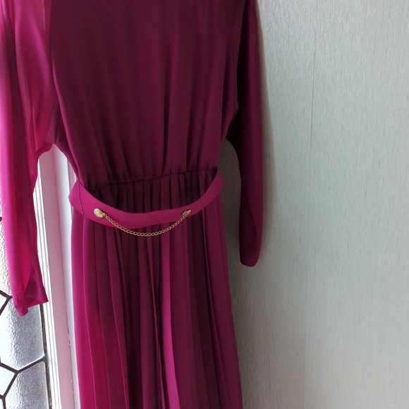 Long sleeved one piece jumpsuit - Picture 4 of 4